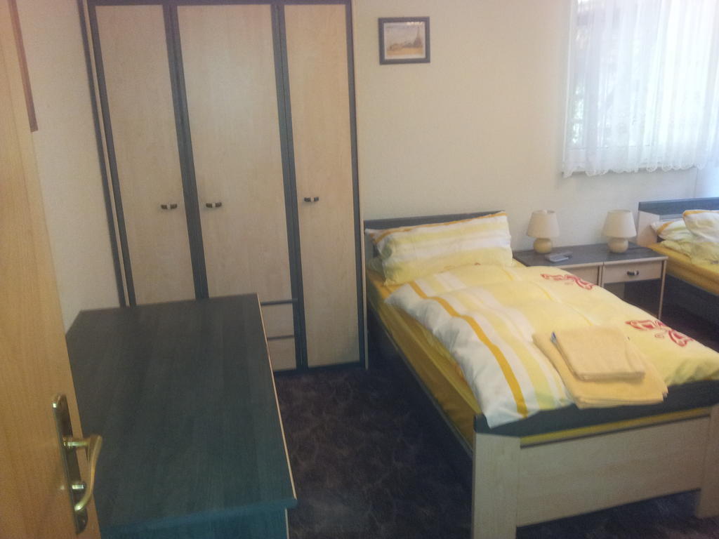 Biggis Waldpension Михендорф Экстерьер фото