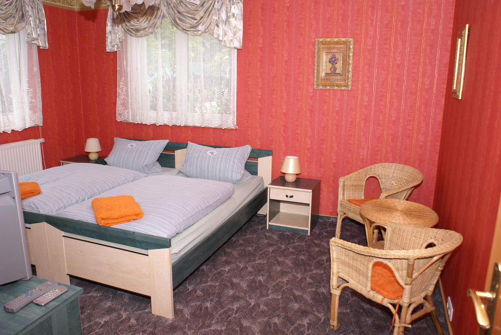 Biggis Waldpension Михендорф Номер фото